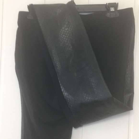 DKNYC faux leather /cotton leggings - Picture 6 of 10